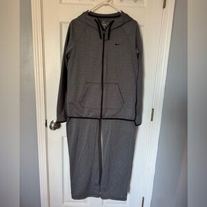 Nike Woman’s Gray Full-Zip Hooded Jacket and Pants Set